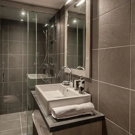 Spacieux Contemporain A Avec Parking Et Wifi - Fr-1-563-99 公寓 谷雪维尔