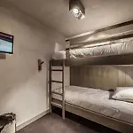 Spacieux Contemporain A Avec Parking Et Wifi - Fr-1-563-99 クールシュヴェル